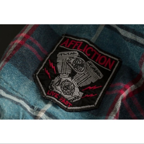 Affliction Men's Button Down Shirt Eastside Woven Embroidered Biker - Picture 6 of 11